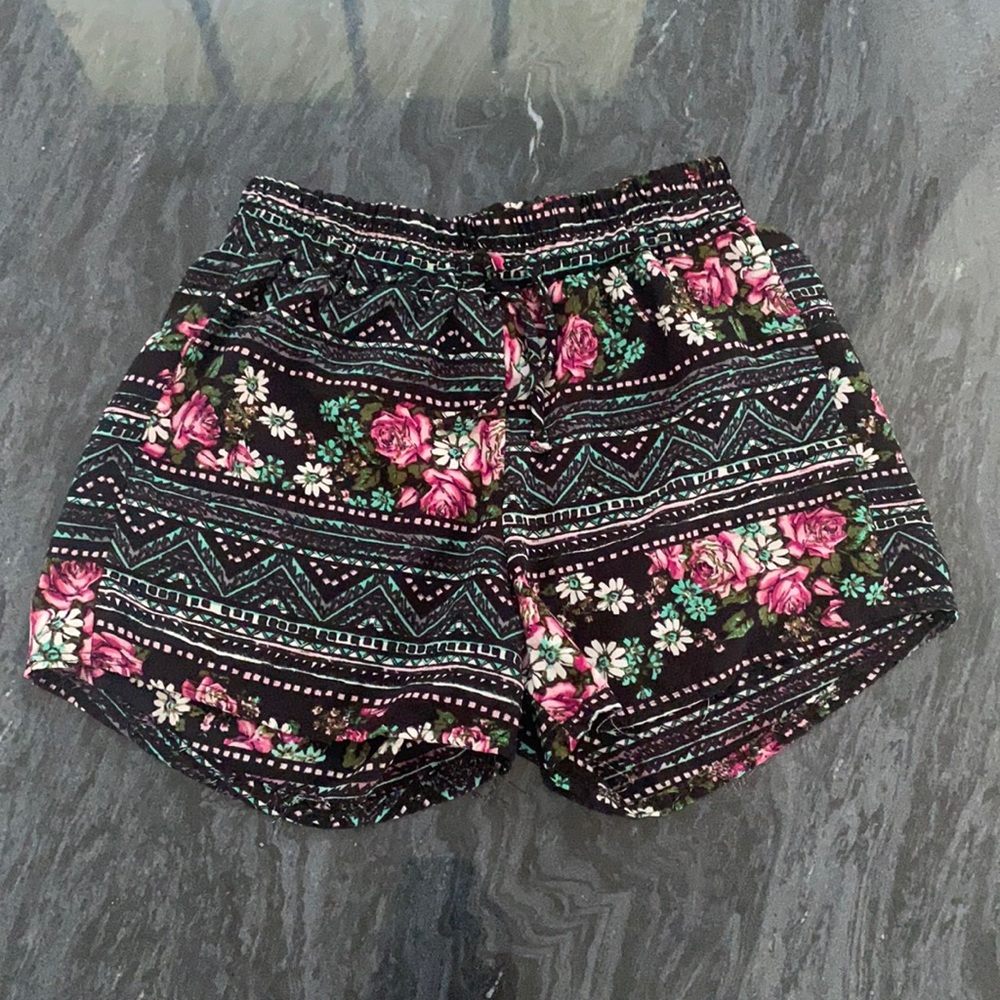 knot waist shorts
